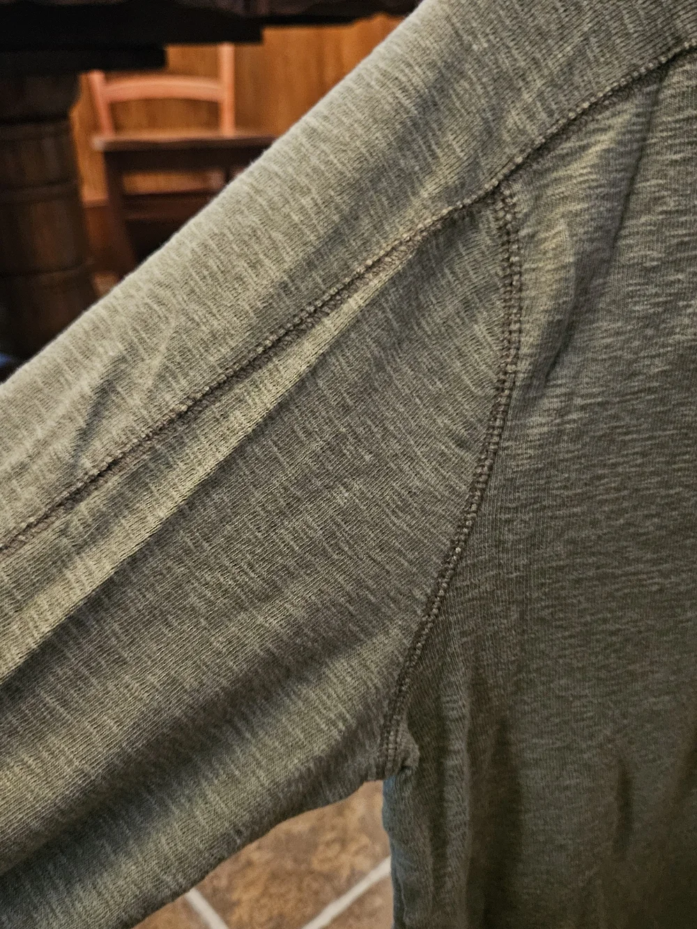 Banana Republic Men's Olive Green Crewneck Sweater